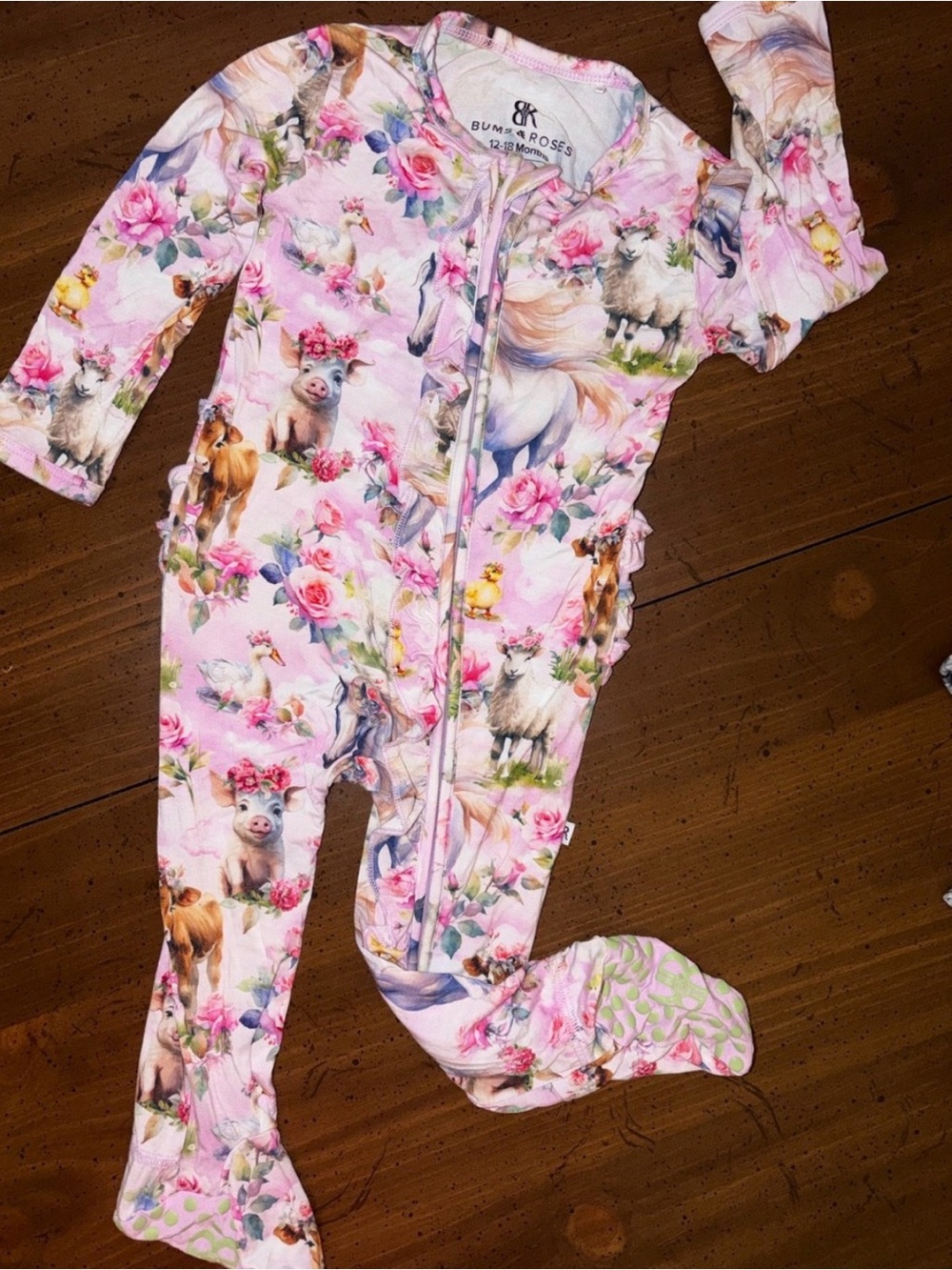 Bums & Roses “Down on the Farm” Sleepie Sz 12-18m